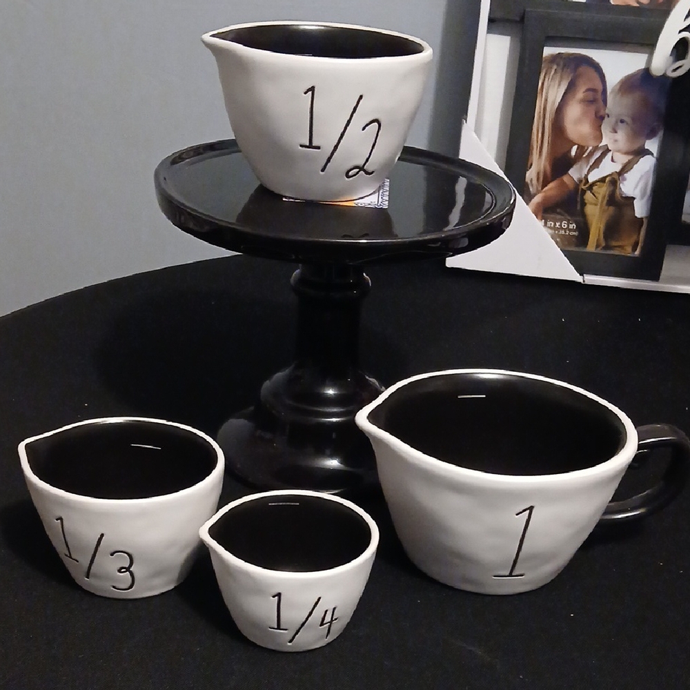 Rae Dunn Black and White Measuring Cups - Picture 4 of 6